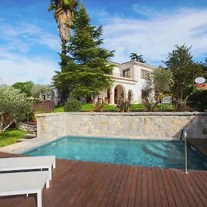 Villa Montjuic, Gerona