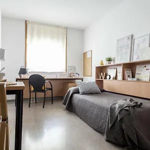 Residencia Universitaria Resa Campus De Montilivi Albergue