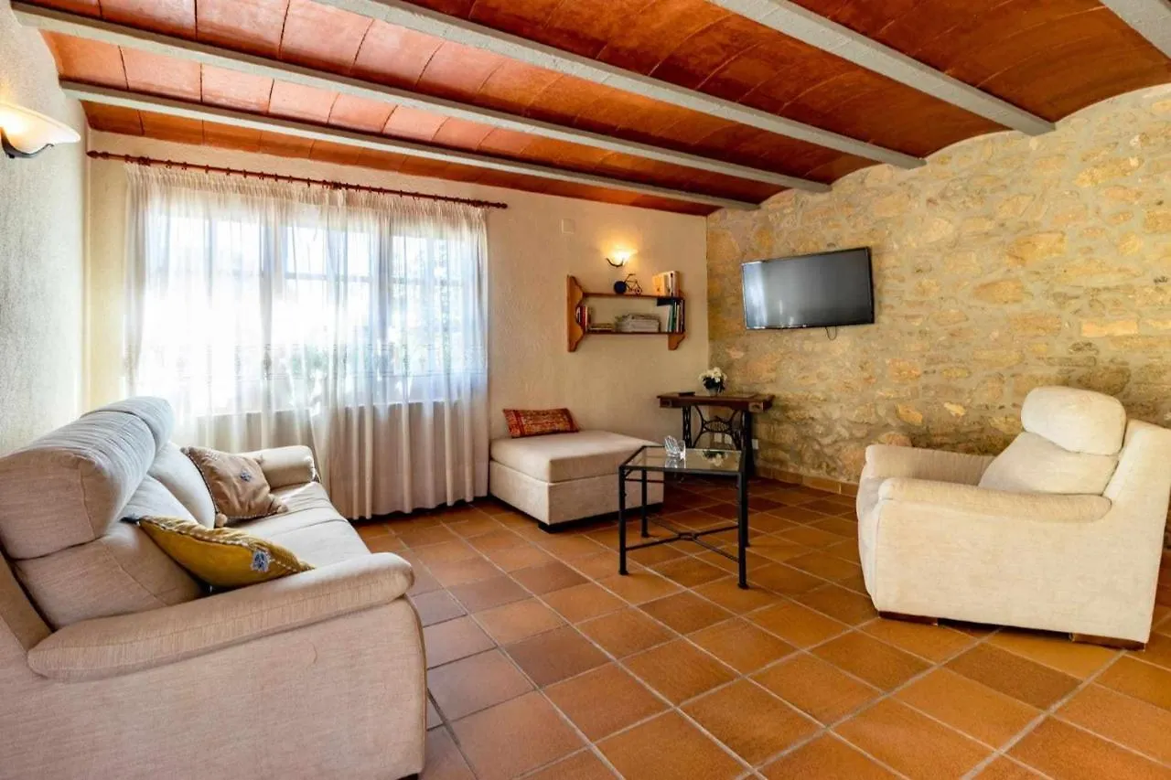 Holiday home Mas Dels Frares Casa Rural En Entorno Natural Girona