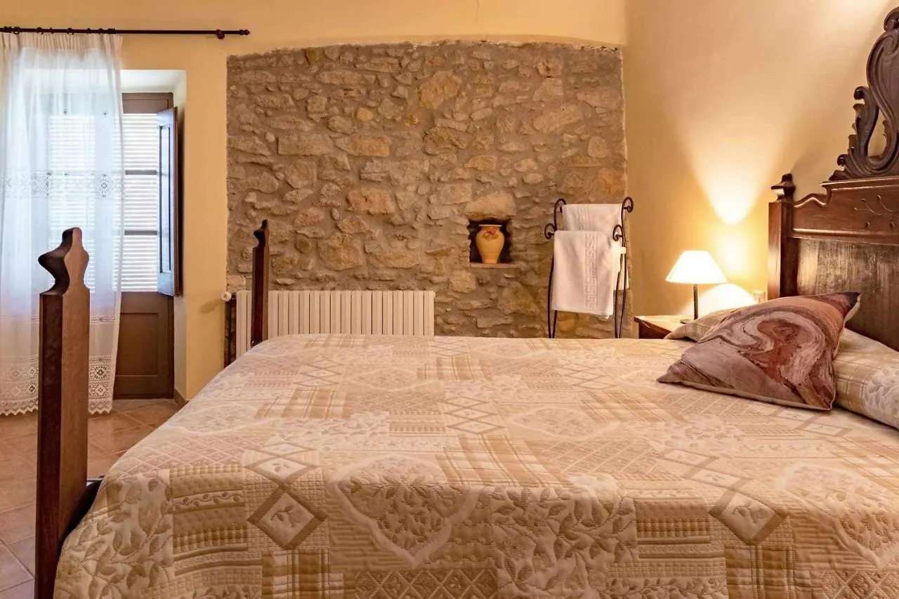 Mas Dels Frares Casa Rural En Entorno Natural Girona Holiday home